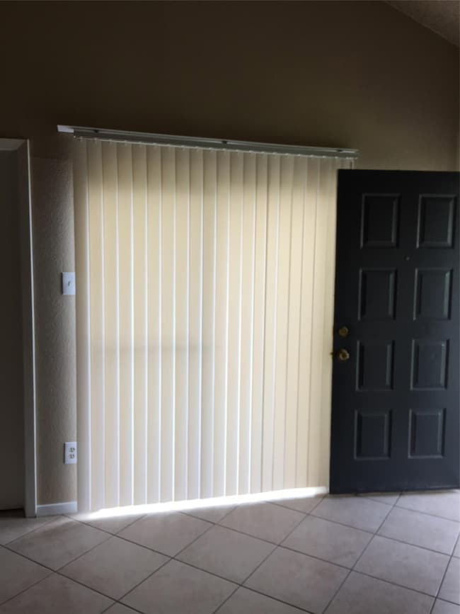 6305 Dryad Dr unit 630, Houston, TX 77035 - photo 5