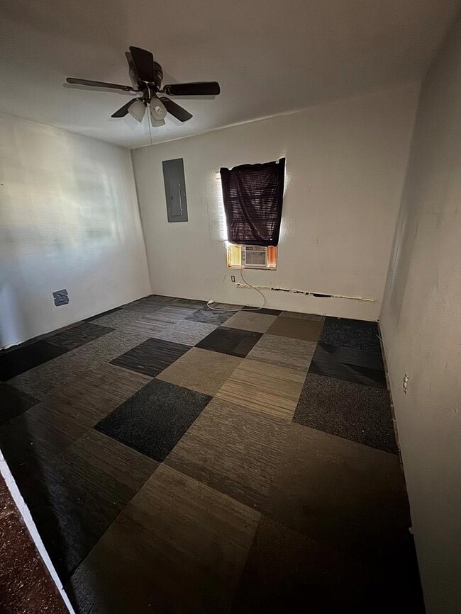 605 E 12th St, Big Spring, TX 79720 - photo 7