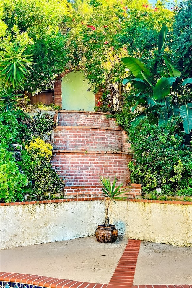 1833 Walnut Leaf Dr, Walnut, CA 91789 - photo 5