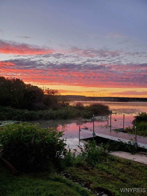 Sunrise over Java Lake