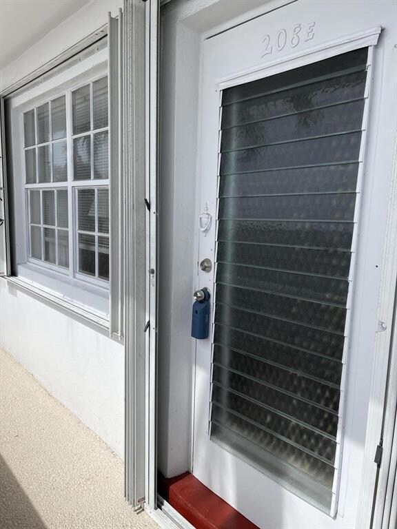 2050 NE 39th St unit E208, Lighthouse Point, FL 33064 - photo 2