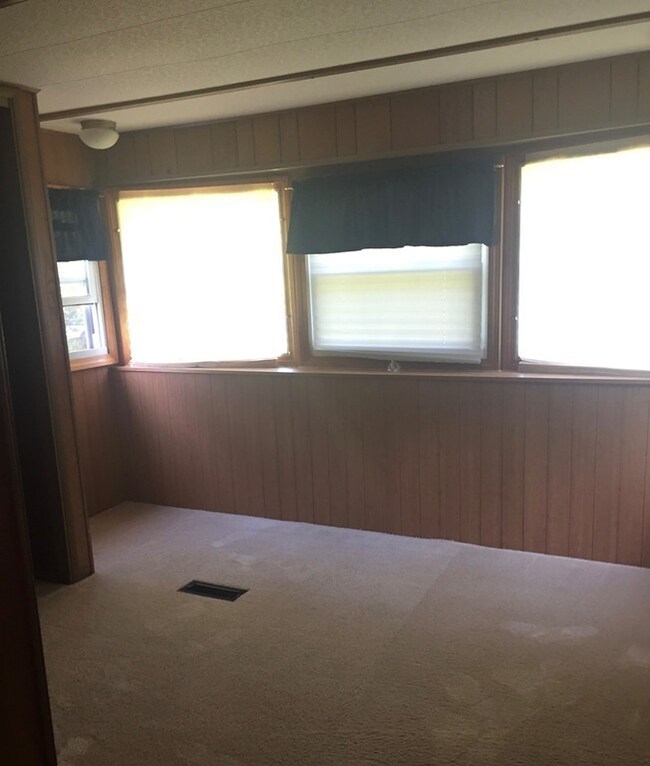 309 State Rd unit 309, South Deerfield, MA 01373 - photo 6