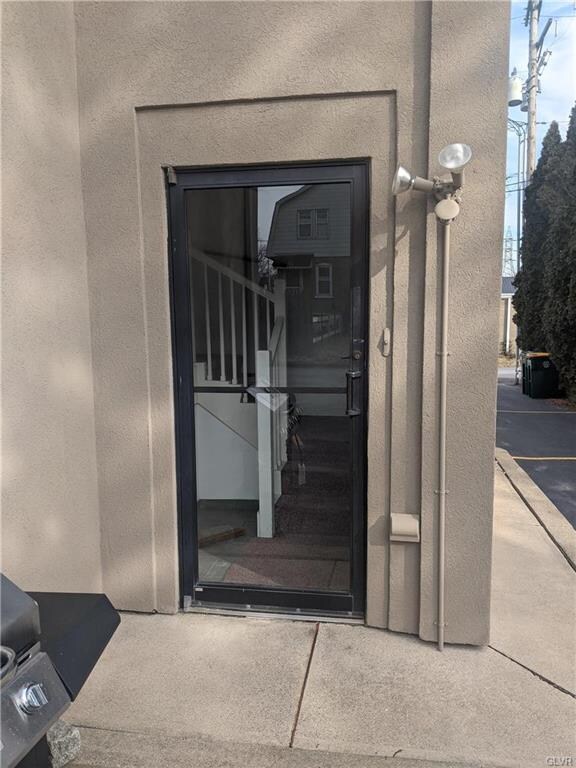 2710 William Penn Hwy unit 2nd Floor, Easton, PA 18045 - photo 2