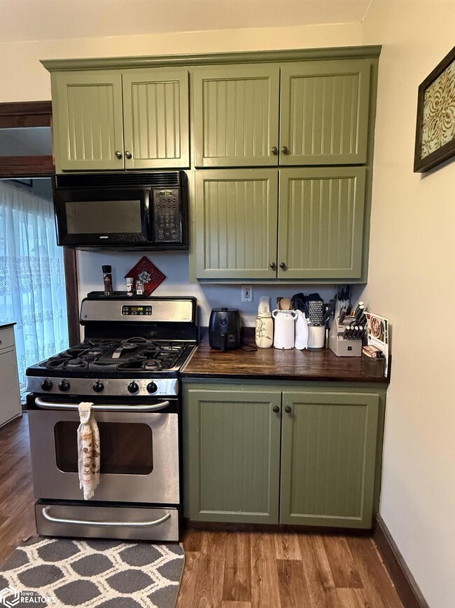 201 S Walnut St, Richland, IA 52585 - photo 4