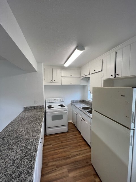 4706 Yellowstone Blvd unit 6, Houston, TX 77021 - photo 5