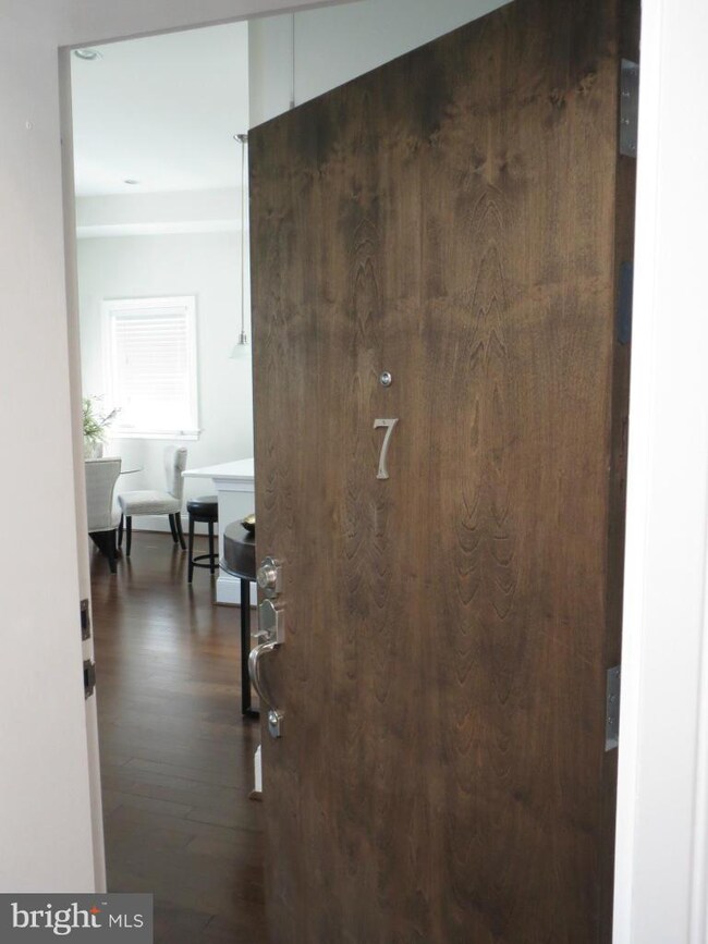 321 18th St SE unit 7, Washington, DC 20003 - photo 2