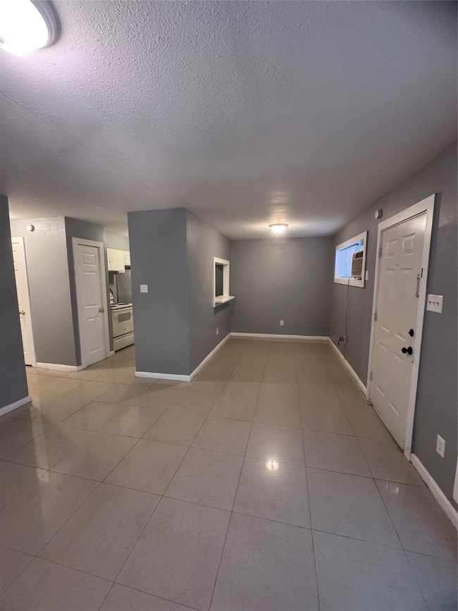 4807 Mallow St unit 5, Houston, TX 77033 - photo 3