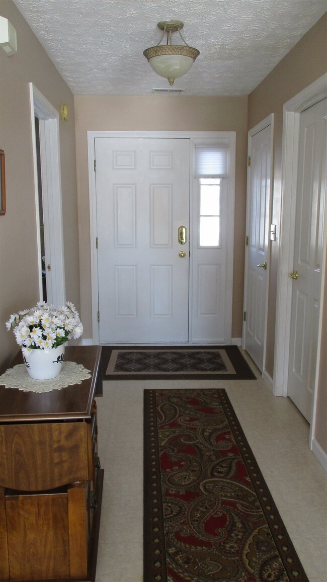 13 Blackberry Ln, Delphi, IN 46923 - photo 2