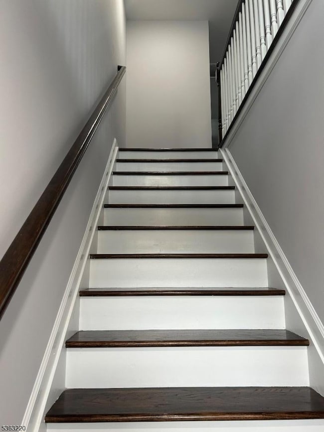 420 S 10th St, Newark, NJ 07103 - photo 2