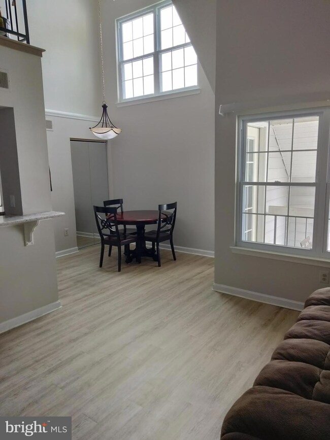 14007 Vista Dr unit 30, Laurel, MD 20707 - photo 4