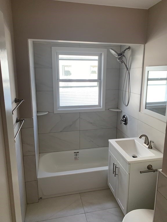 7 Hosmer St unit 2, Everett, MA 02149 - photo 6