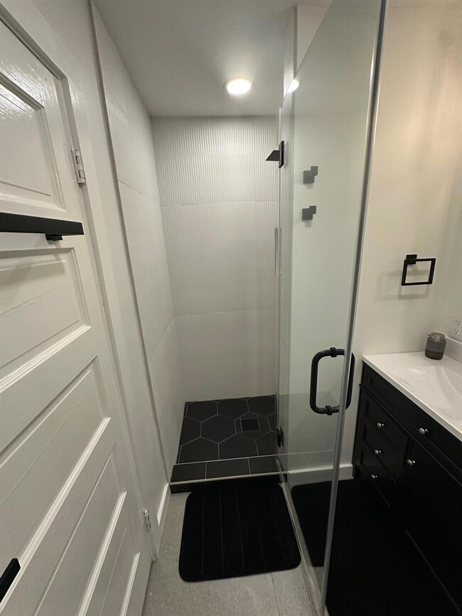 3210 Hampton Rd unit A, B, C, Austin, TX 78705 - photo 7