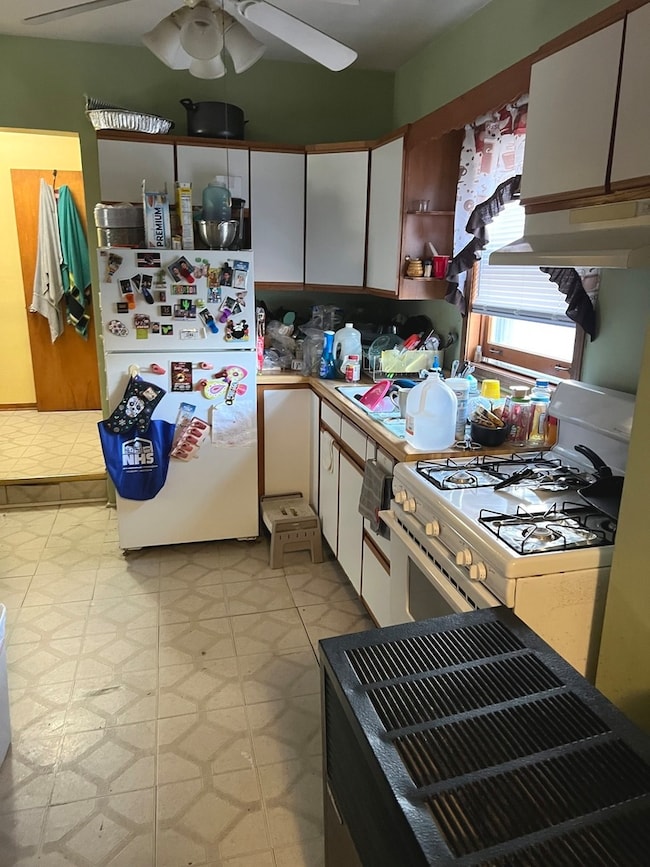 2825 N Moody Ave, Chicago, IL 60634 - photo 2