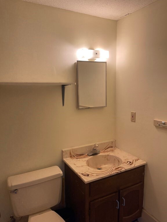 70 Temple St unit 3, Springfield, MA 01105 - photo 6