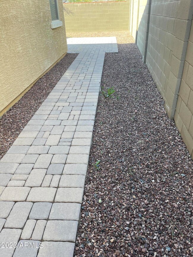 F0943C3D-D3AB-47B5-83A7-9F0EEC83C2AE