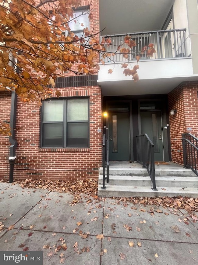 401 Race St unit D, Philadelphia, PA 19106 - photo 2