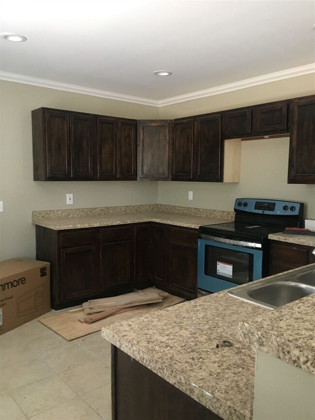 Kitchen - All new appliances