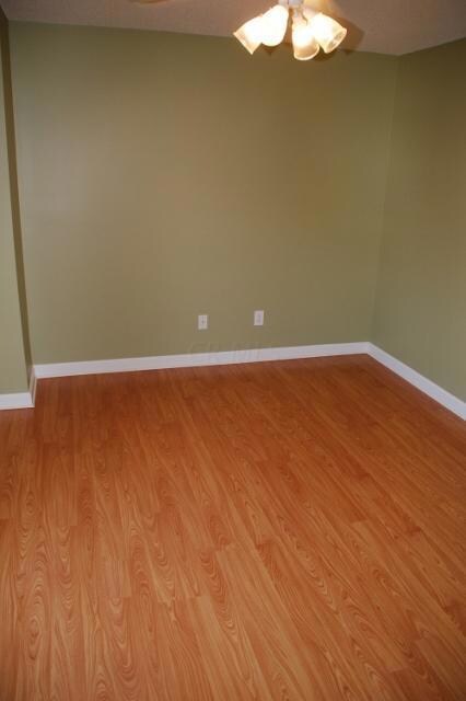 1853 messner dr 029 (426x640)