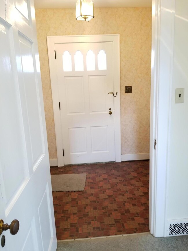 4395 Holt Rd, Holt, MI 48842 - photo 3