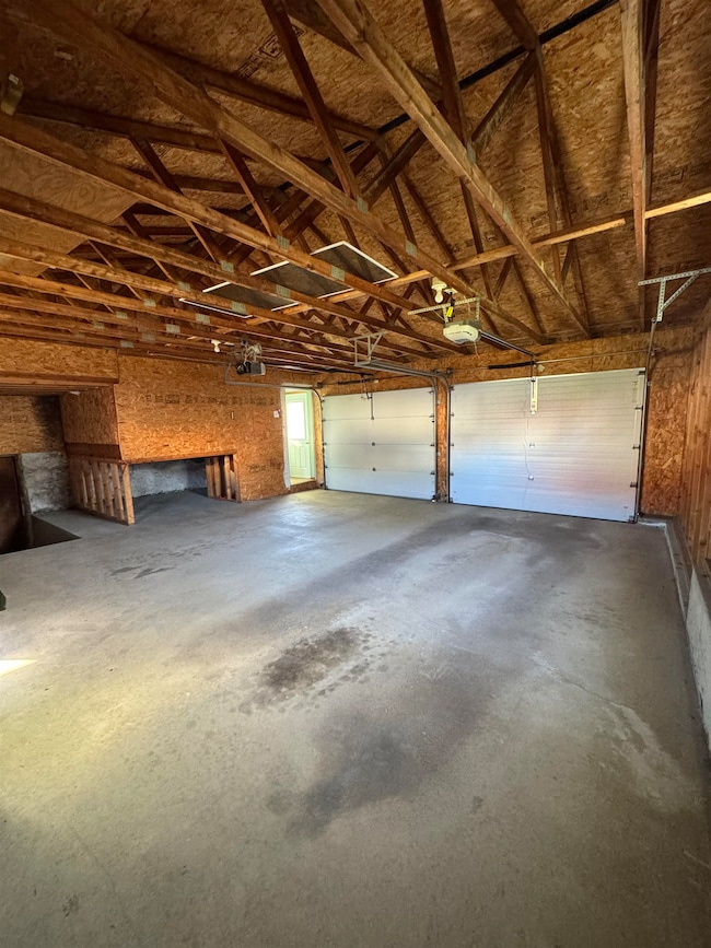 135 E Birch St, Lancaster, WI 53813 - photo 4