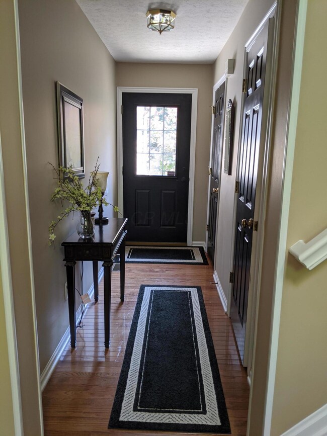 Entry on Ravines Way