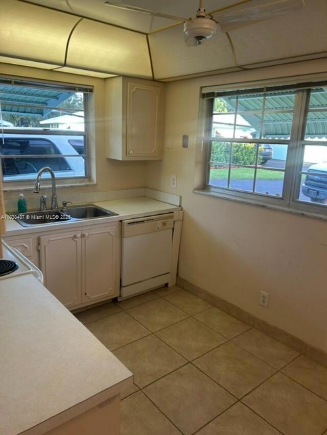 635 Hummingbird Ln, Delray Beach, FL 33445 - photo 5