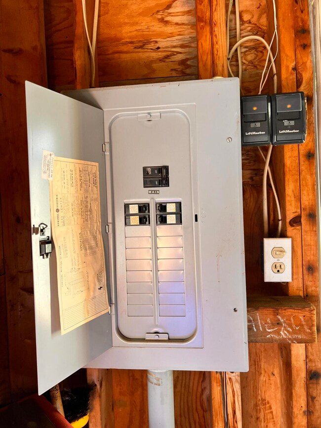 19 Clinton St, Milo, ME 04463 - photo 6