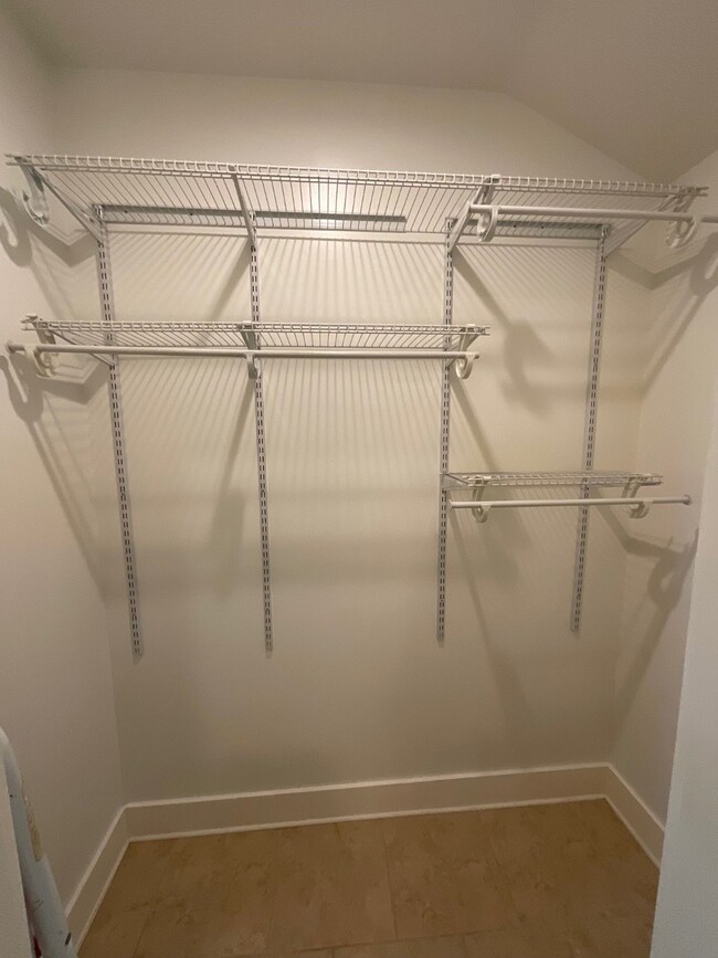 606 Aurora St unit Gar Apt, Houston, TX 77008 - photo 7