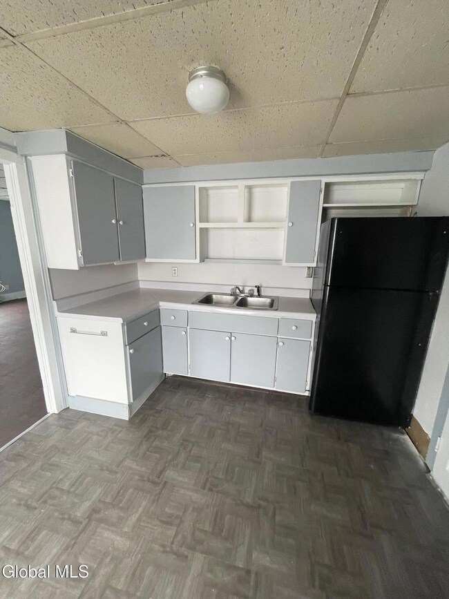 140 Wells Ave unit 3, Middleburgh, NY 12122 - photo 7