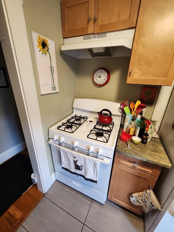 25 Andrew St unit 3, Salem, MA 01970 - photo 3