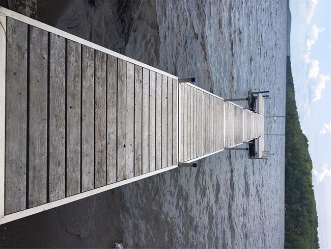 Dock