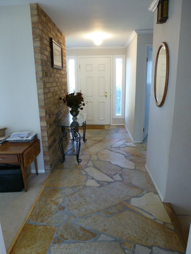 1205 S 226th St, Des Moines, WA 98198 - photo 6