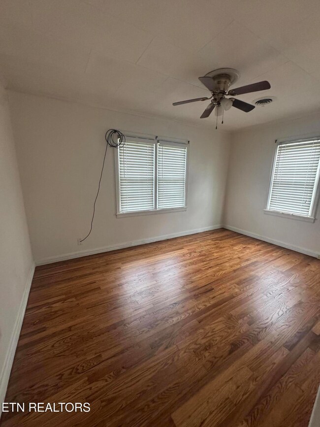 1633 Old Newport Hwy, Newport, TN 37821 - photo 6