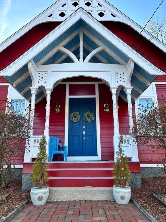 142 Whiting St, Hanover, MA 02339 - photo 2