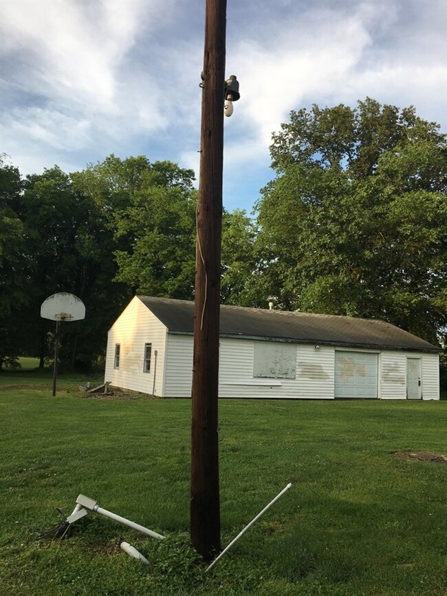 5607 W 5th Street Rd, Owensboro, KY 42301 - photo 3