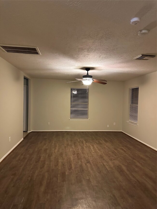 24303 Palo Dura Dr, Hockley, TX 77447 - photo 3