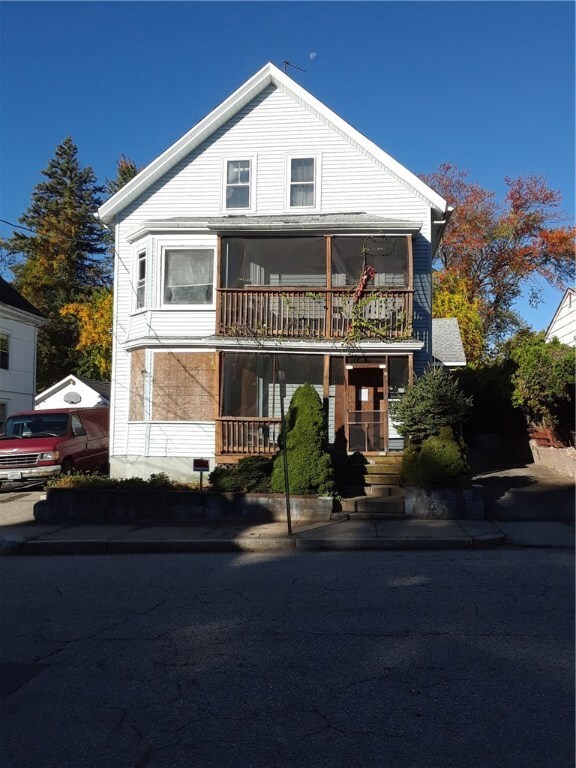 69 Summit St, Woonsocket, RI 02895 - photo 2