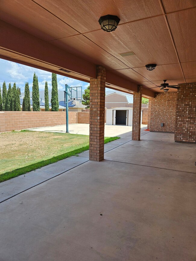 1125 San Cristo St, Alamogordo, NM 88310 - photo 4