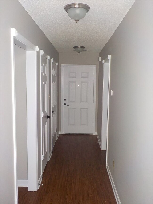 7241 Bridgefield Dr, Cordova, TN 38018 - photo 4