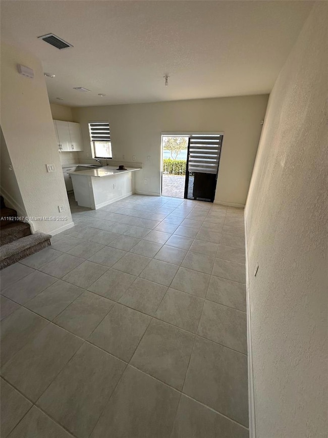 3302 W 114th Terrace, Hialeah, FL 33018 - photo 7