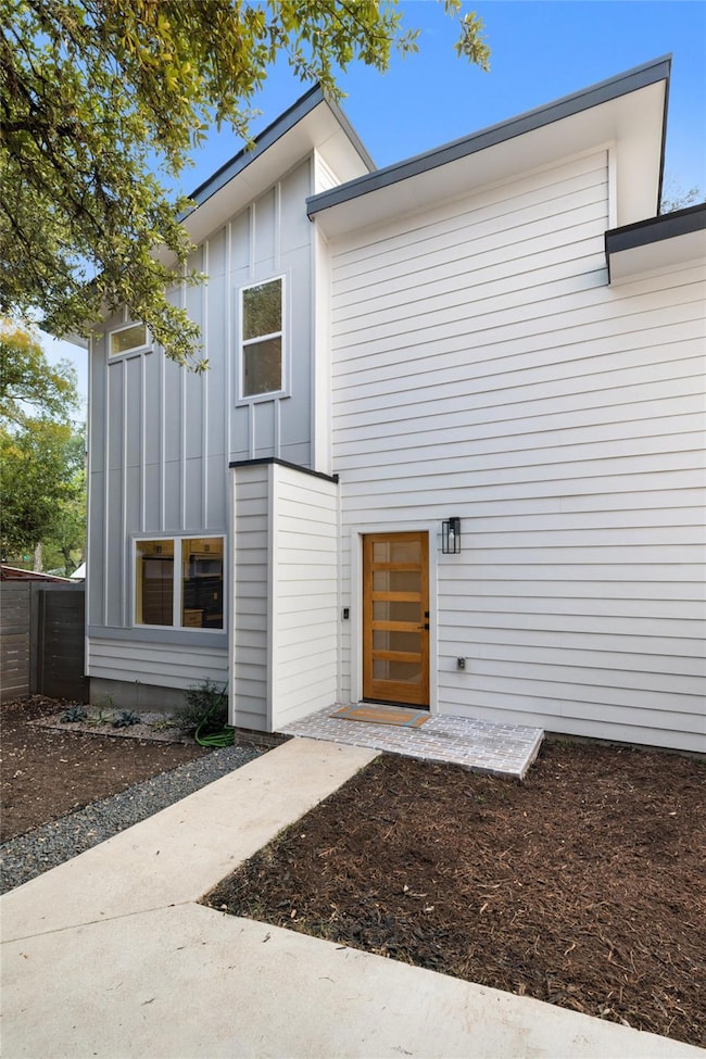 909 Philco Dr unit 2, Austin, TX 78745 - photo 2