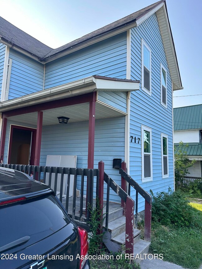 717 N Pine St, Lansing, MI 48906 - photo 4