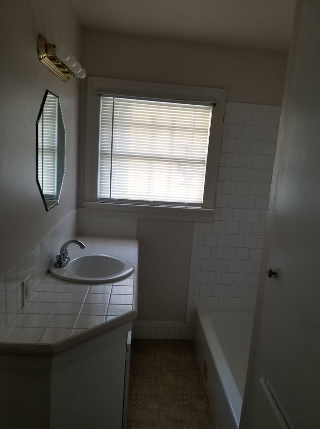 3819 Hain St, Houston, TX 77009 - photo 3