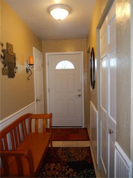 504 Edinboro Ct, Cranberry Township, PA 16066 - photo 4