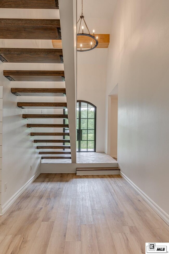 1005 Comanche Trail, West Monroe, LA 71291 - photo 4