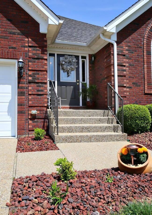 8501 William Cummins Ct, Louisville, KY 40228 - photo 4