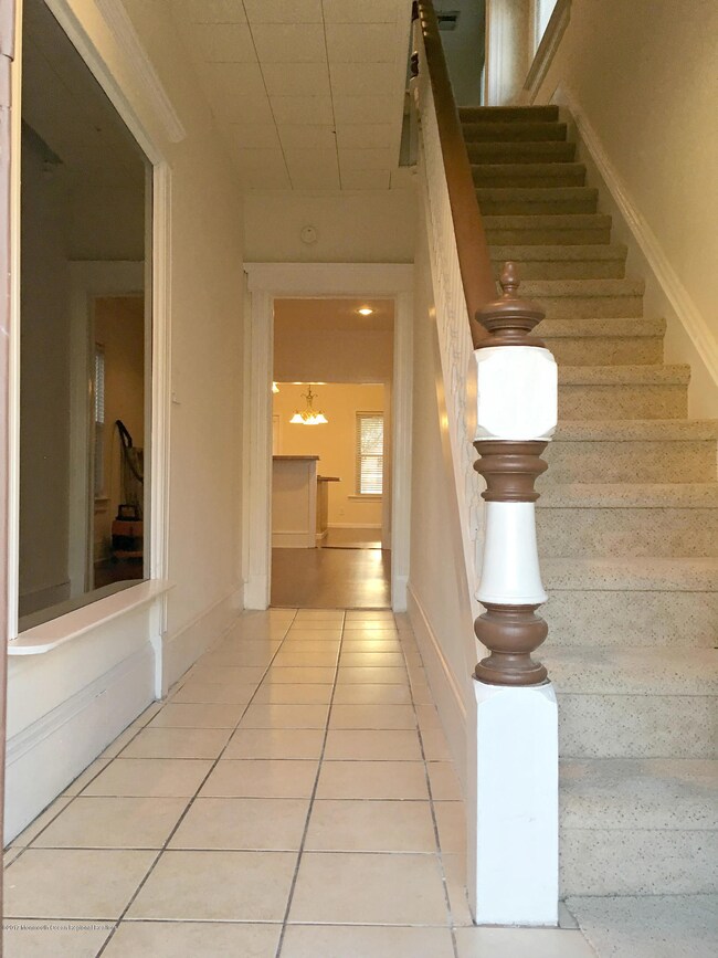 312 Walnut St, South Amboy, NJ 08879 - photo 3