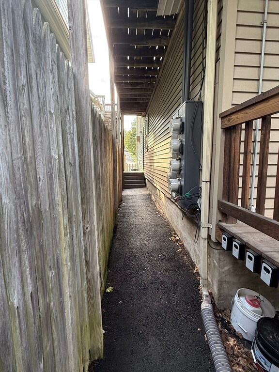 74 Lakewood St unit 1F, Worcester, MA 01603 - photo 4