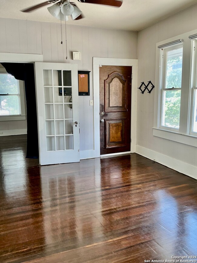 1021 W Craig Place unit 1023, San Antonio, TX 78201 - photo 7