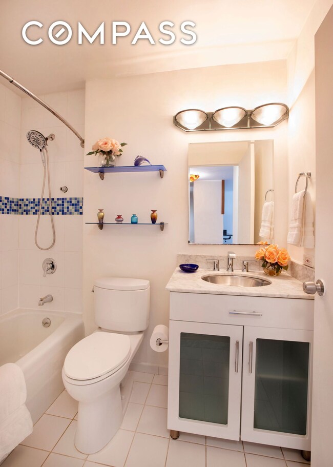 The Landmark unit 803, New York, NY 10022 - photo 6